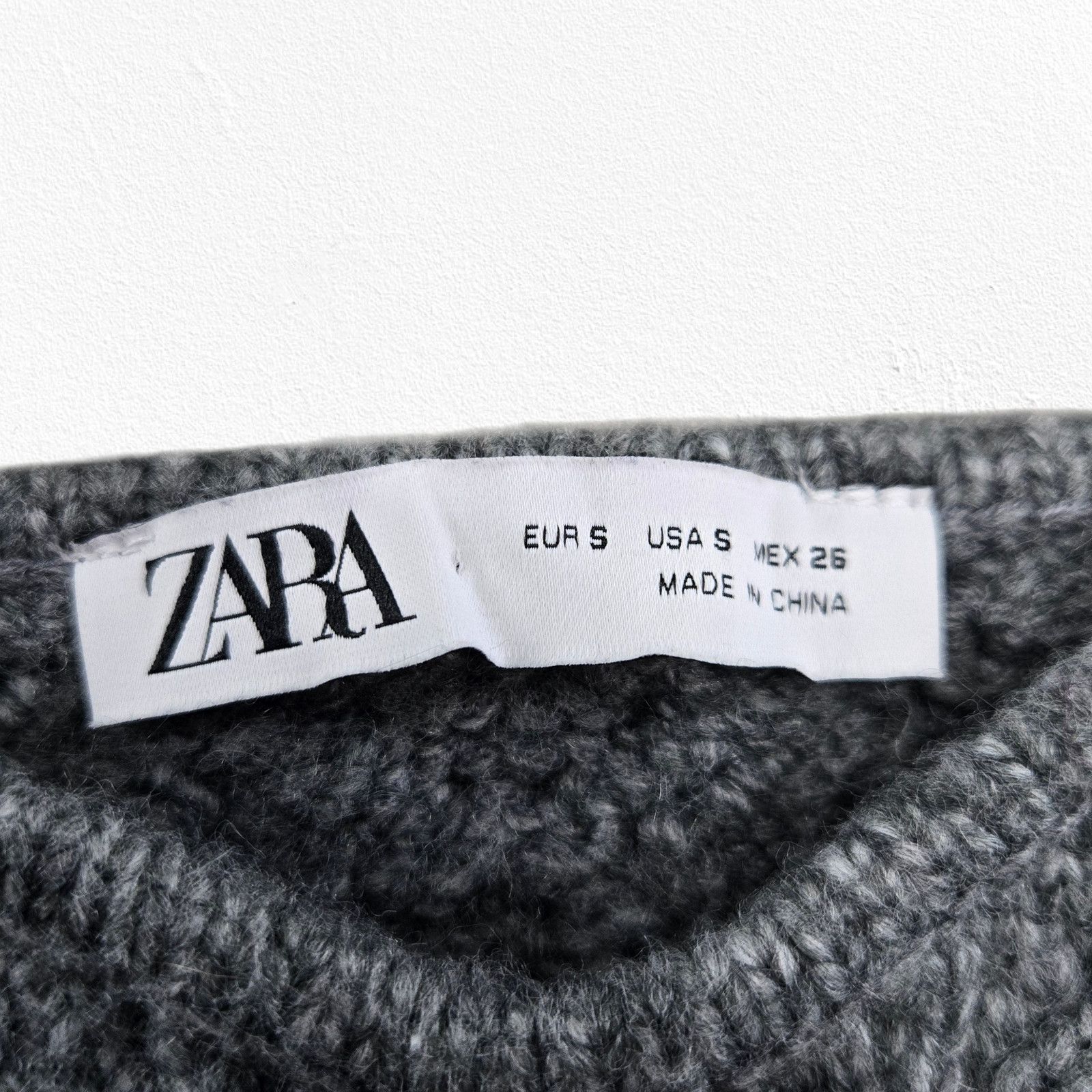 Zara Zara Knit Crop Top Small Gray Cable Ruffle Size S / US 4 / IT 40 - 3 Thumbnail