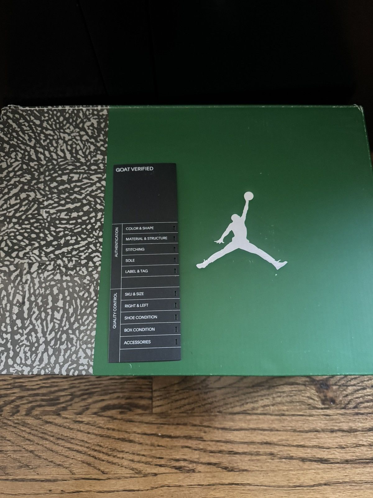 Jordan Brand Air Jordan 3 Retro 'Pine Green' Size US 10 / EU 43 - 13 Thumbnail