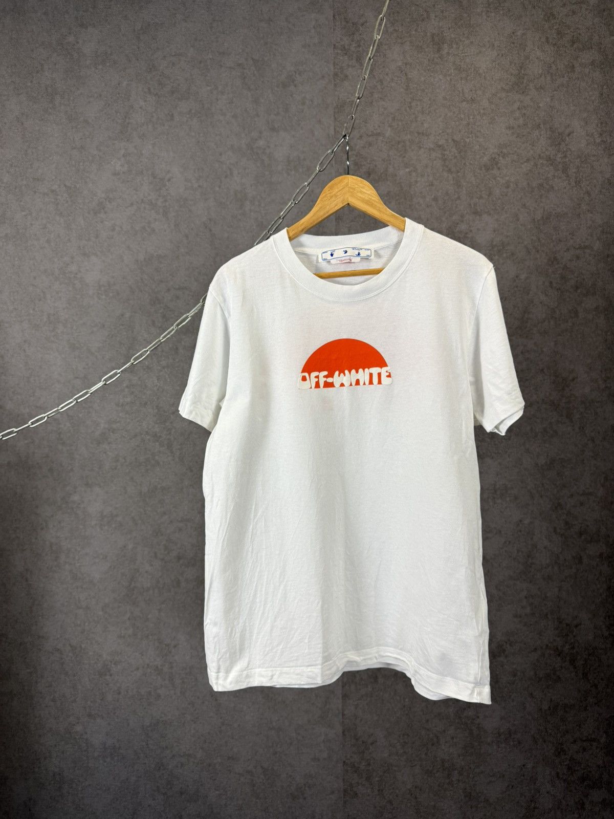 Off-White Off-white designer big logo tee Size US M / EU 48-50 / 2 - 2 Thumbnail