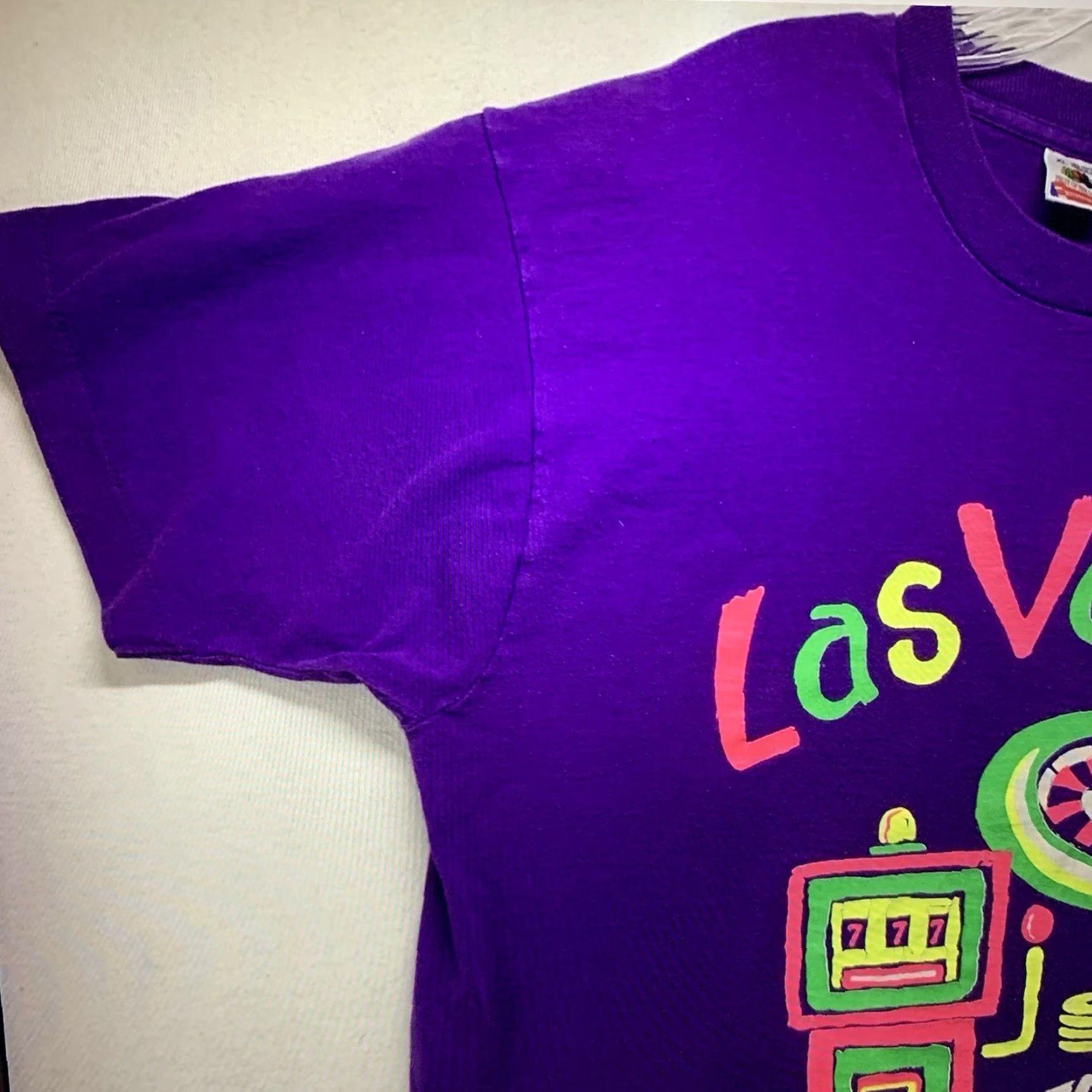Fruit Of The Loom VINTAGE Fruit of the Loom T-Shirt Unisex Adults XL Short Sleeve Graphic Print 90s Las Vegas Purple Size US XL / EU 56 / 4 - 5 Thumbnail