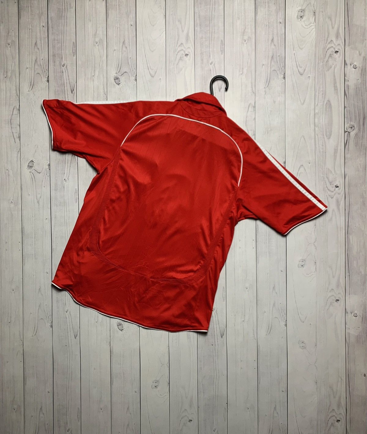 Adidas Vintage red Liverpool soccer jersey size Xs Size US XS / EU 42 / 0 - 8 Thumbnail