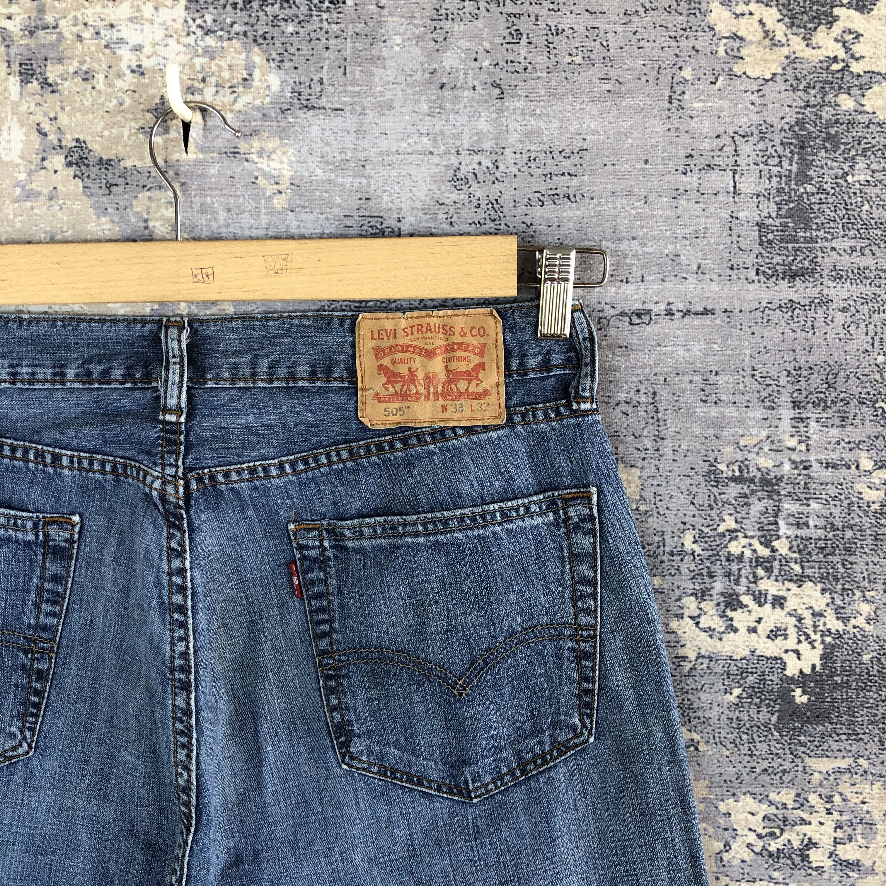 Levi's Vintage Levis Faded 505 Jeans Levi's Light Wash Denim Size US 32 / EU 48 - 5 Thumbnail