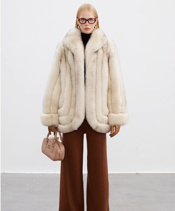 Other Women’s Ivory Dream Fox Fur Coat Size L / US 10 / IT 46 - 2 Thumbnail
