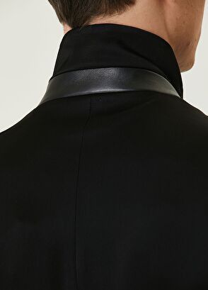 o1y0525 Logo Turtleneck Blazer in Black