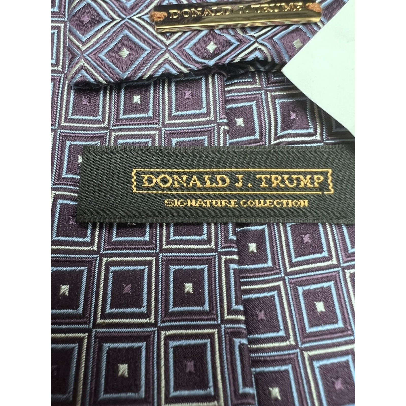 Donald Trump Donald j. Trump Designer Tie Men One Size 100% Silk Purple G Size ONE SIZE - 3 Thumbnail