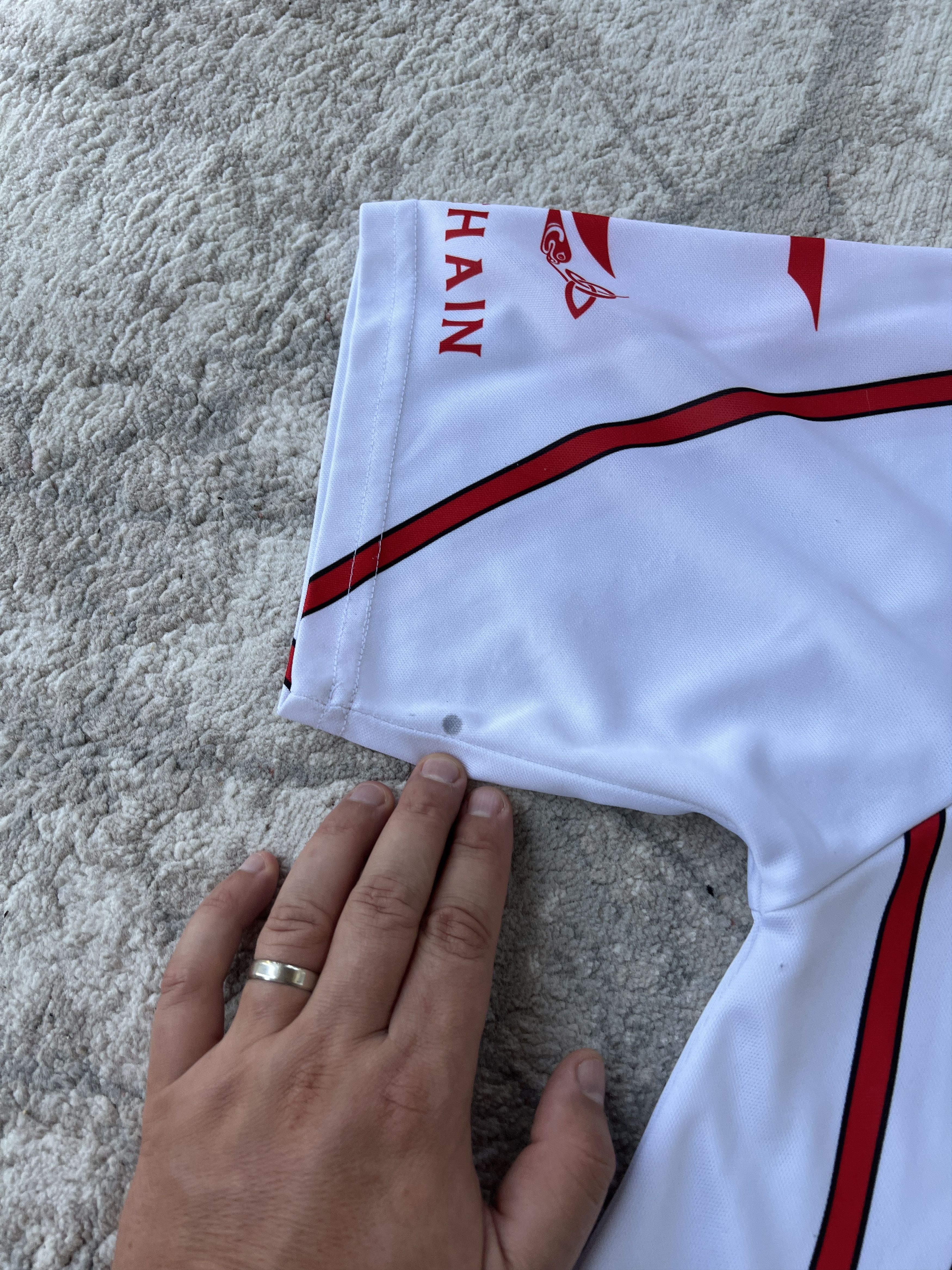 O'Neills Tyrone GAA O'Neills Jersey With Signatures Size US L / EU 52-54 / 3 - 3 Thumbnail