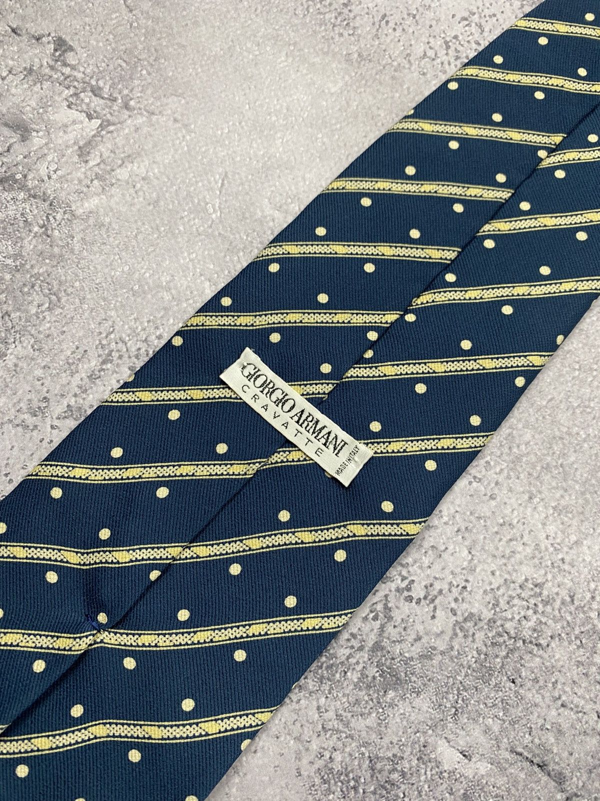 Armani Vintage Giorgio Armani Men's Silk Tie Cravatte Polka Dot Size ONE SIZE - 8 Thumbnail