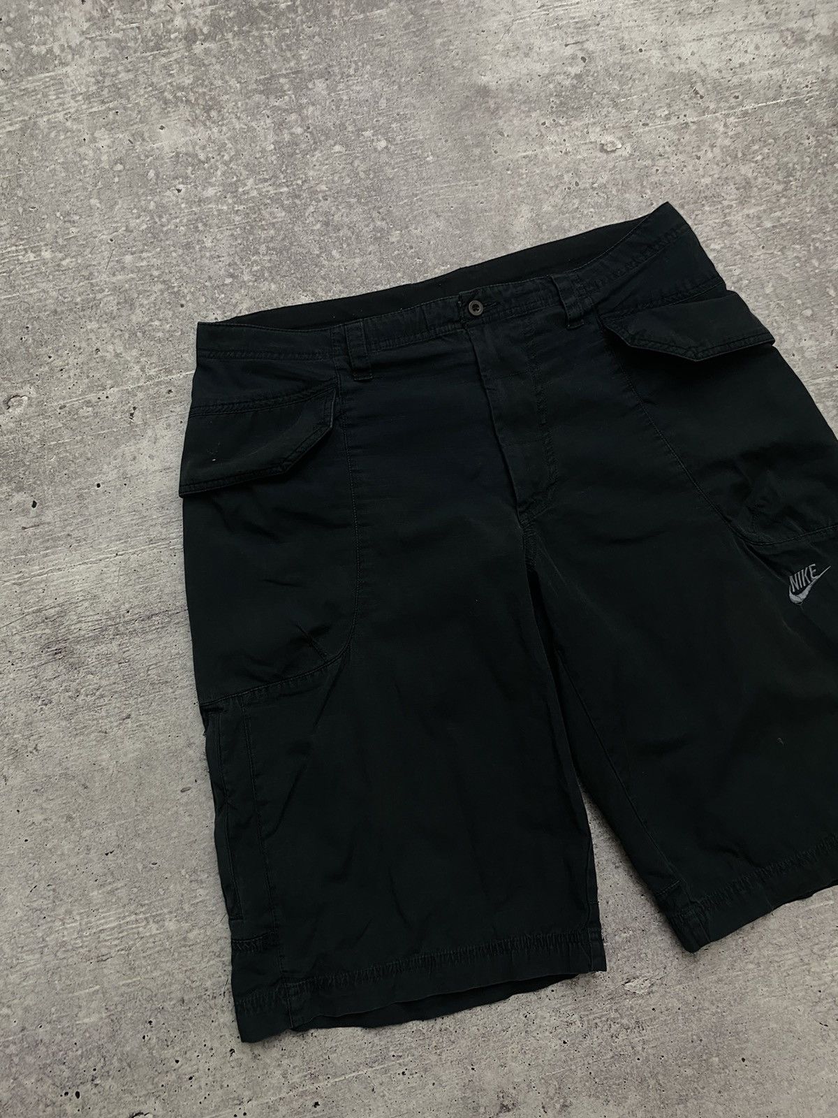 Nike × Vintage Nike vintage cargo shorts Size US 34 / EU 50 - 3 Thumbnail