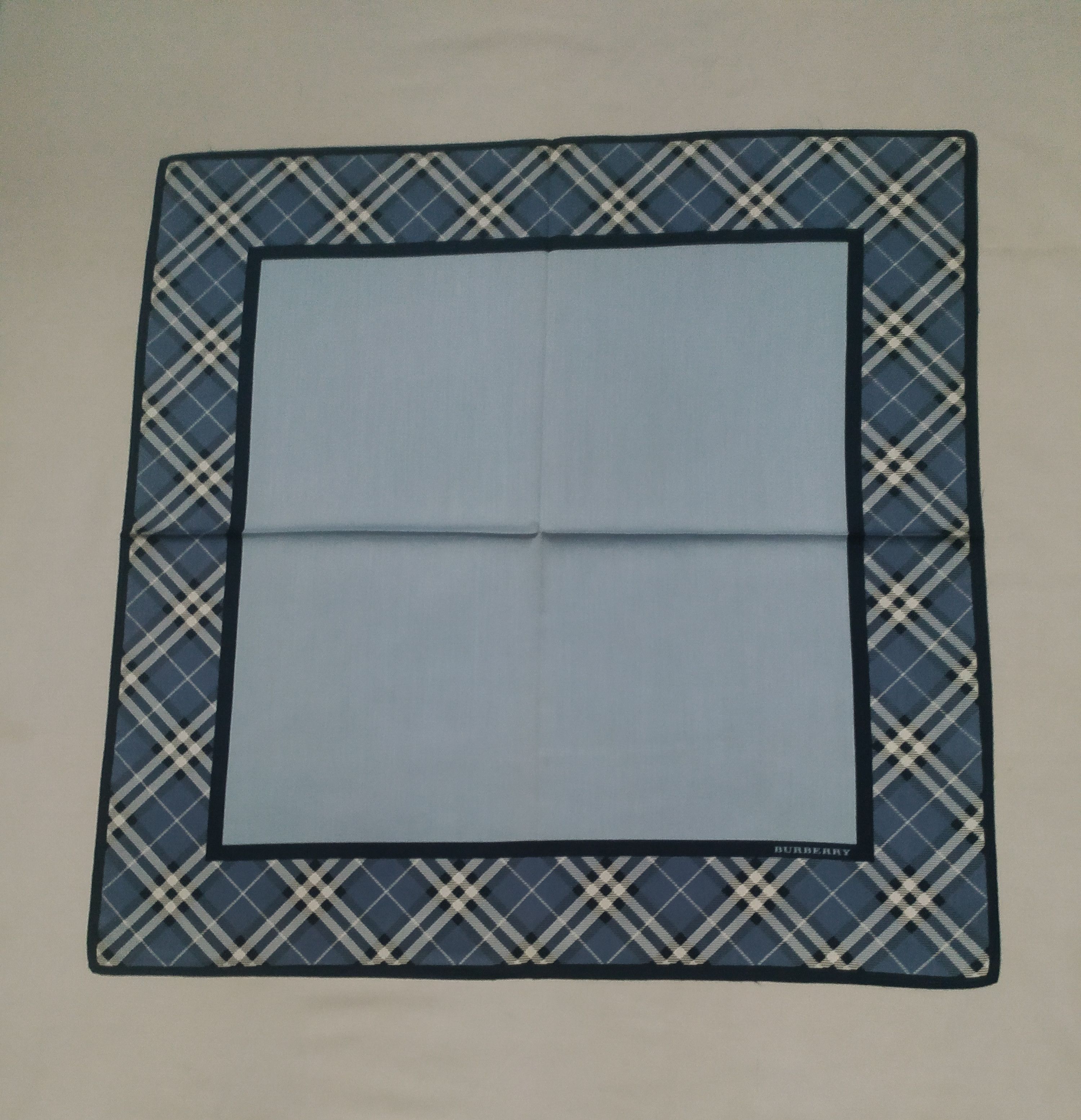 Burberry Burberry Handkerchief Size ONE SIZE - 2 Thumbnail