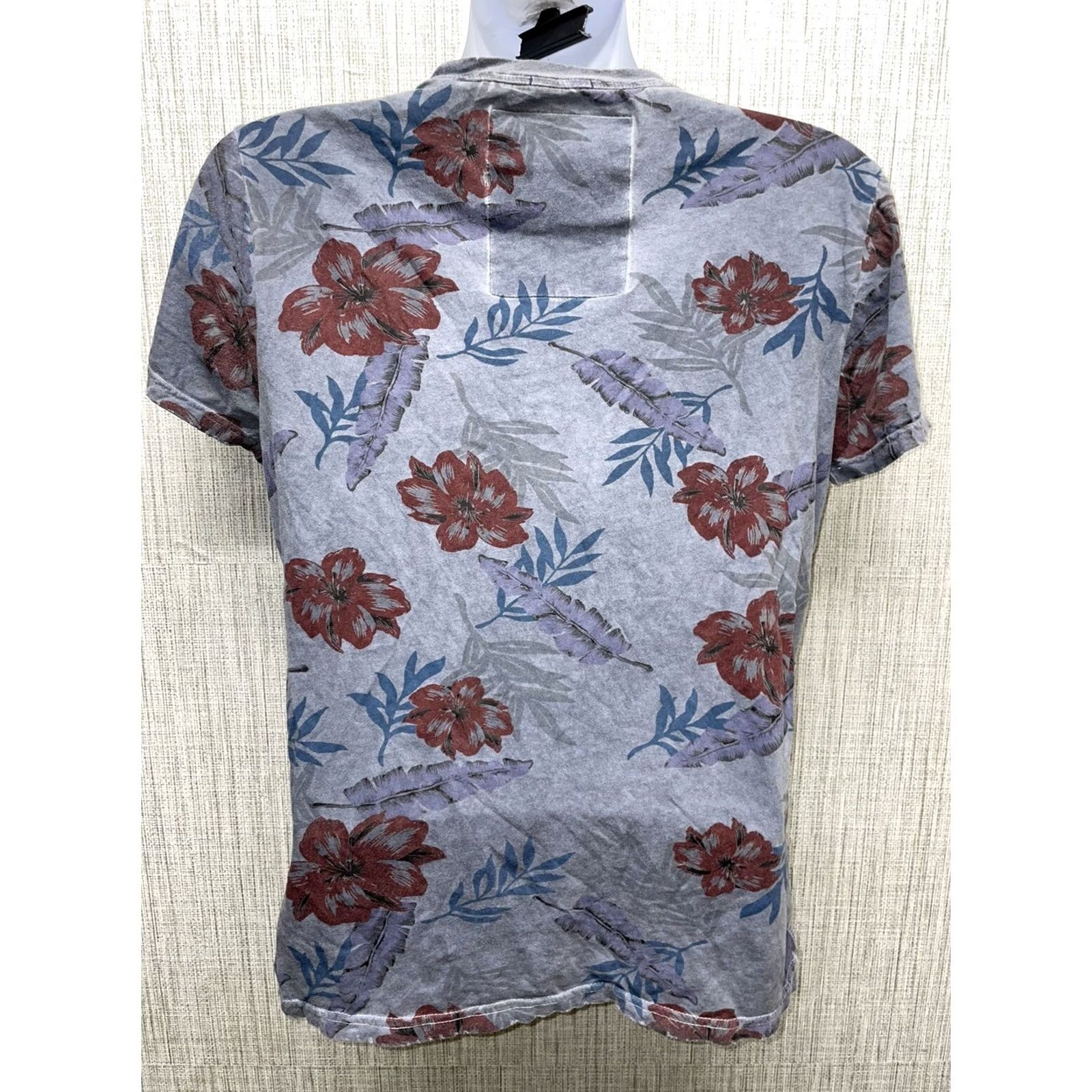 Superdry Superdry LightWeightee Pacific Surf Floral Graphic Pocket T-Shirt Mens M Blue Size US M / EU 48-50 / 2 - 4 Thumbnail