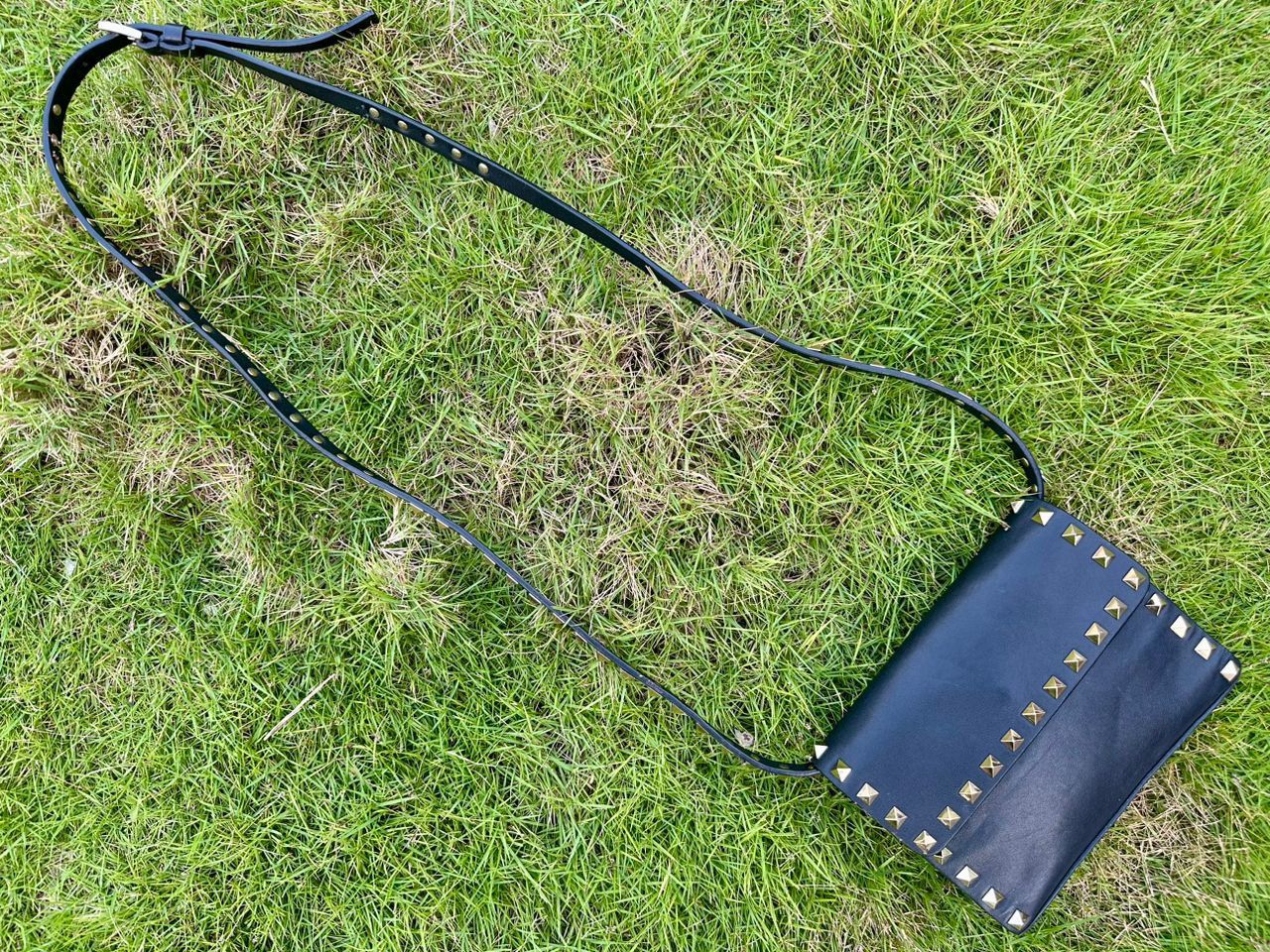 Valentino Authentic Valentino Garavani Rockstud Small Crossbody Bag Size ONE SIZE - 2 Thumbnail