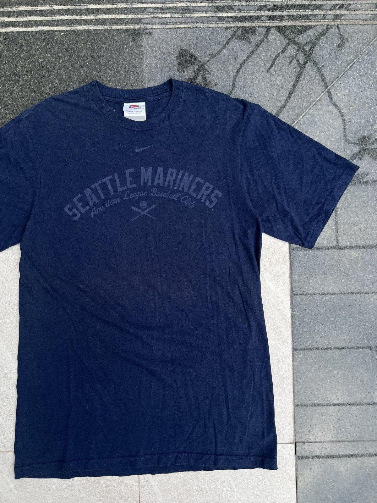 Nike × Vintage 90s Nike Seattle Mariners Vintage Y2K Big Logo Retro T-Shirt Size US S / EU 44-46 / 1 - 3 Thumbnail