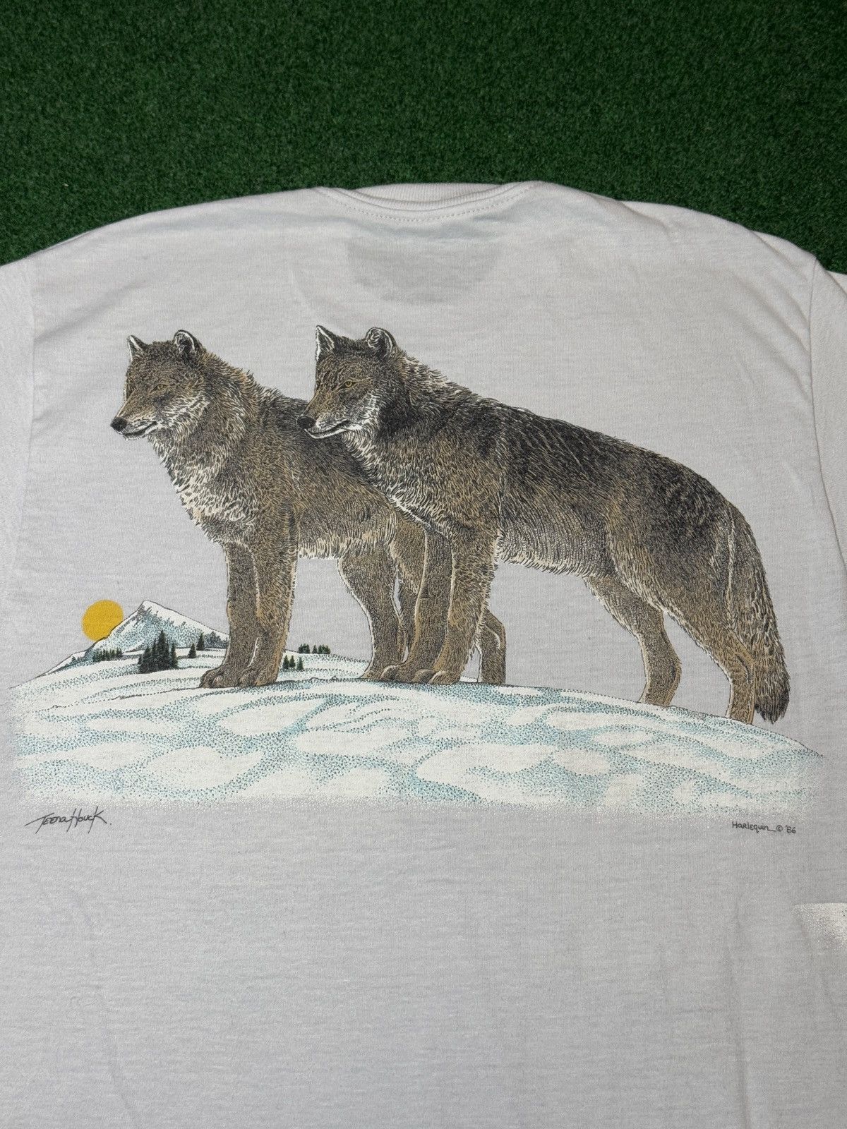 Vintage Vintage 80s Jungle Cat World Gray Wolf Canada Animal T Shirt Size US M / EU 48-50 / 2 - 4 Thumbnail