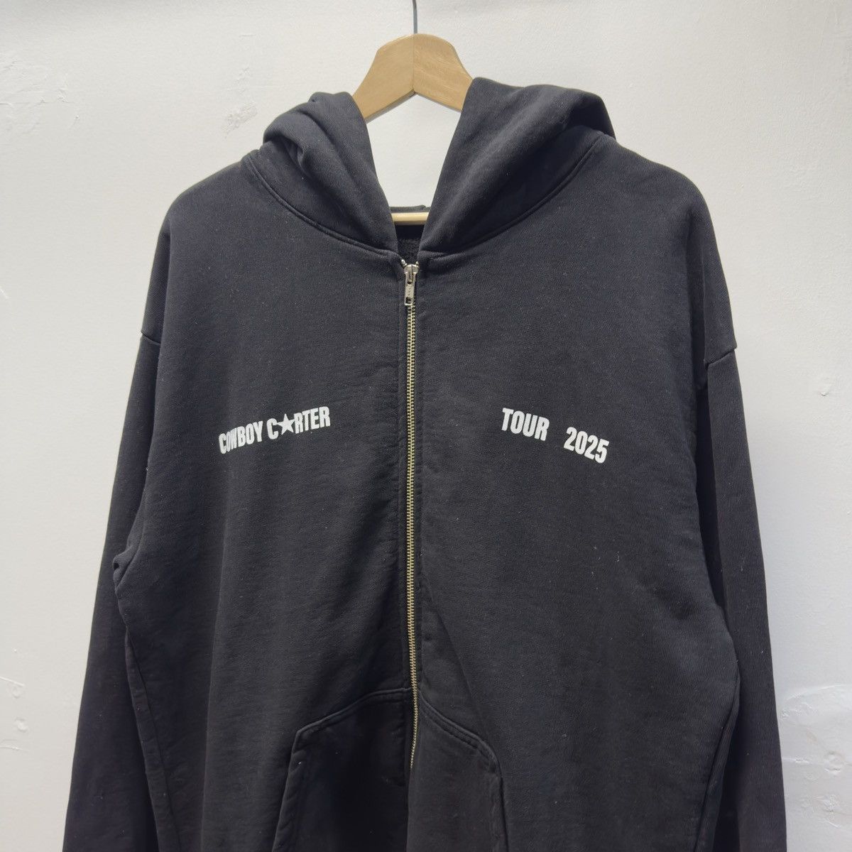 Beyonce Cowboy Carter Beyonce 2025 Tour Zip Up Hoodie Size US L / EU 52-54 / 3 - 4 Thumbnail