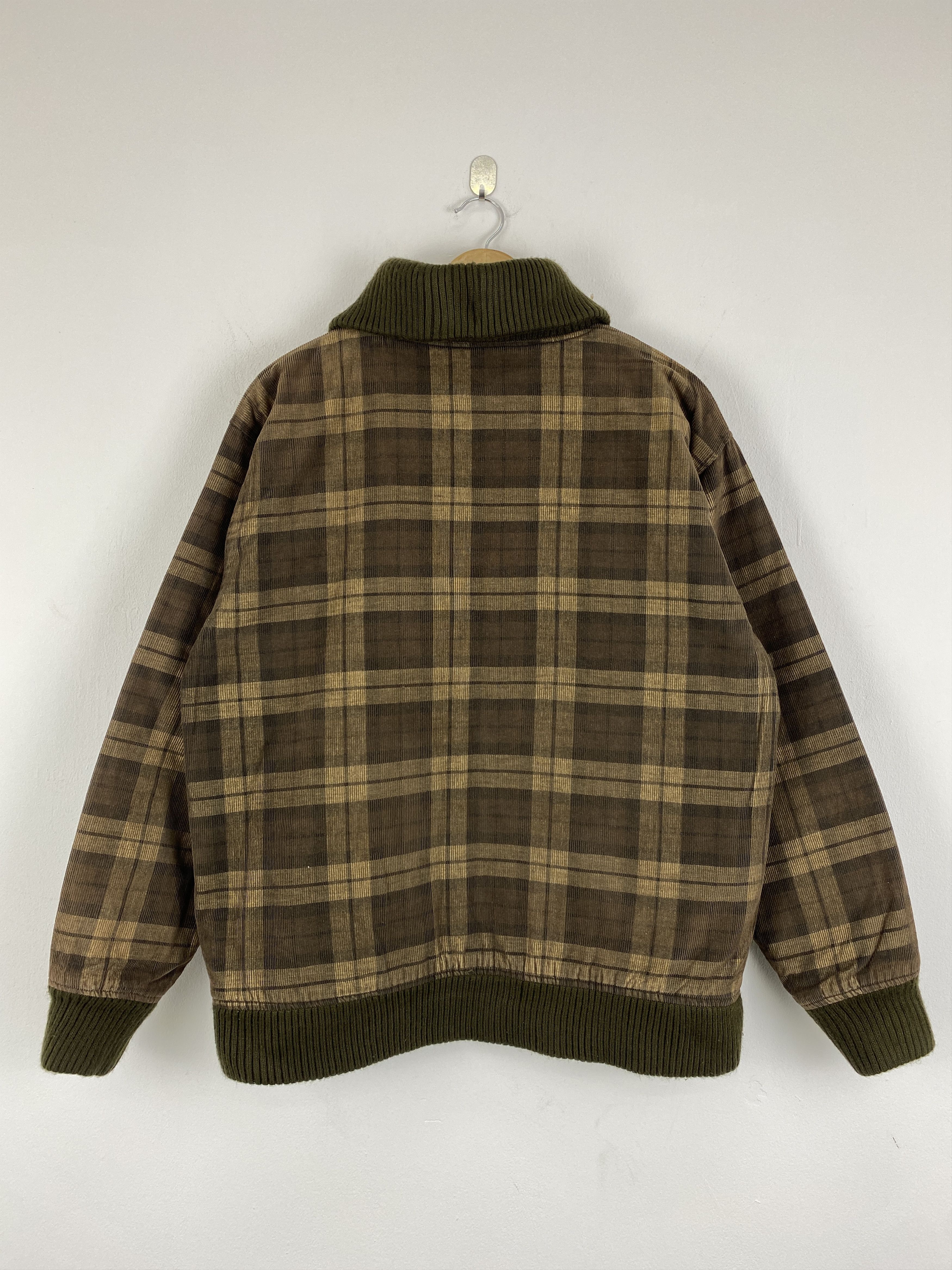 Vintage × Woolrich Woolen Mills Vintage Woolrich Checkered Bomber Style Zipper Jacket Size US L / EU 52-54 / 3 - 3 Thumbnail