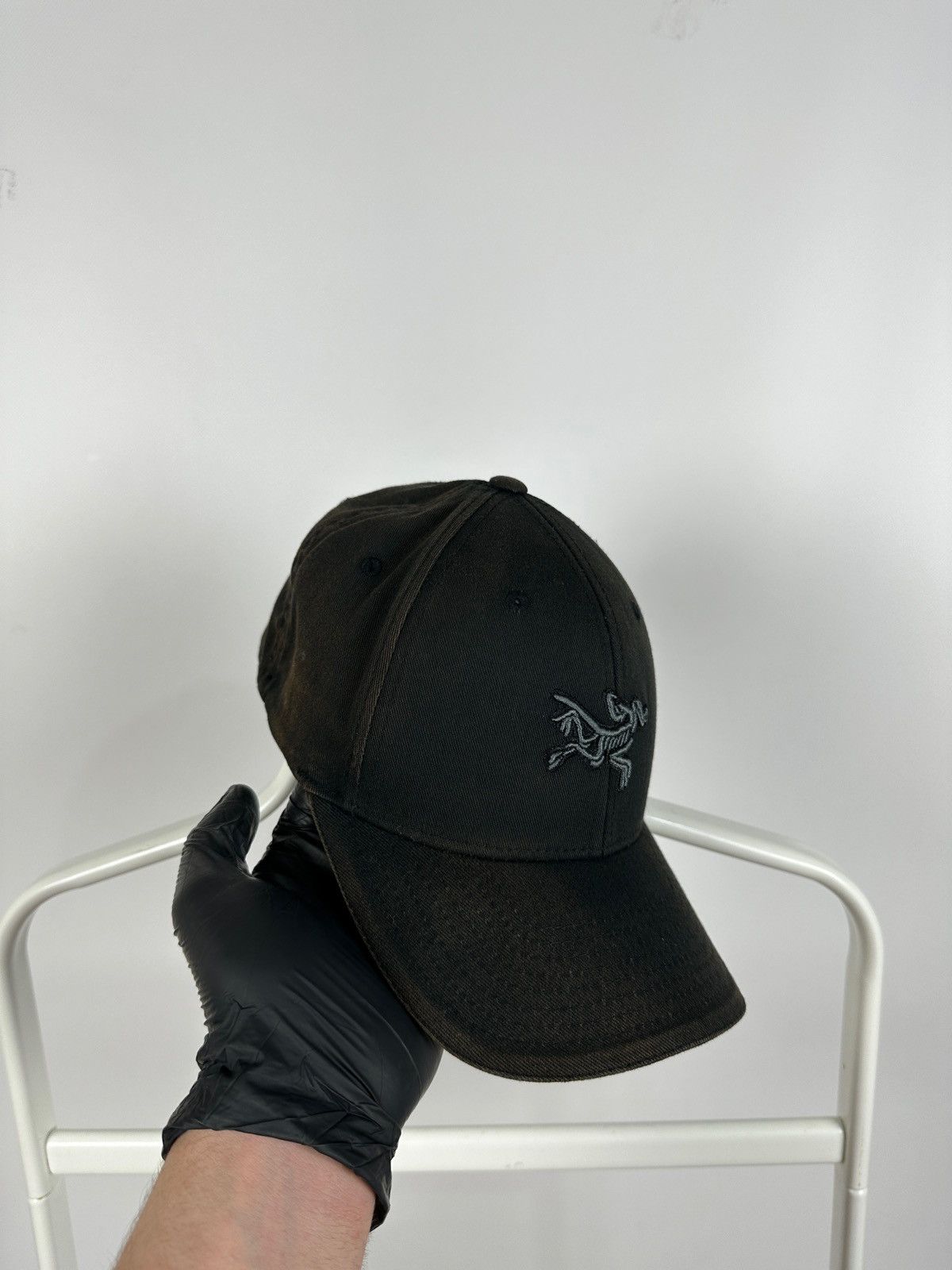 Arc'teryx Vintage Arcteryx Flexfit Faded Black Cap Hats Size ONE SIZE - 8 Thumbnail