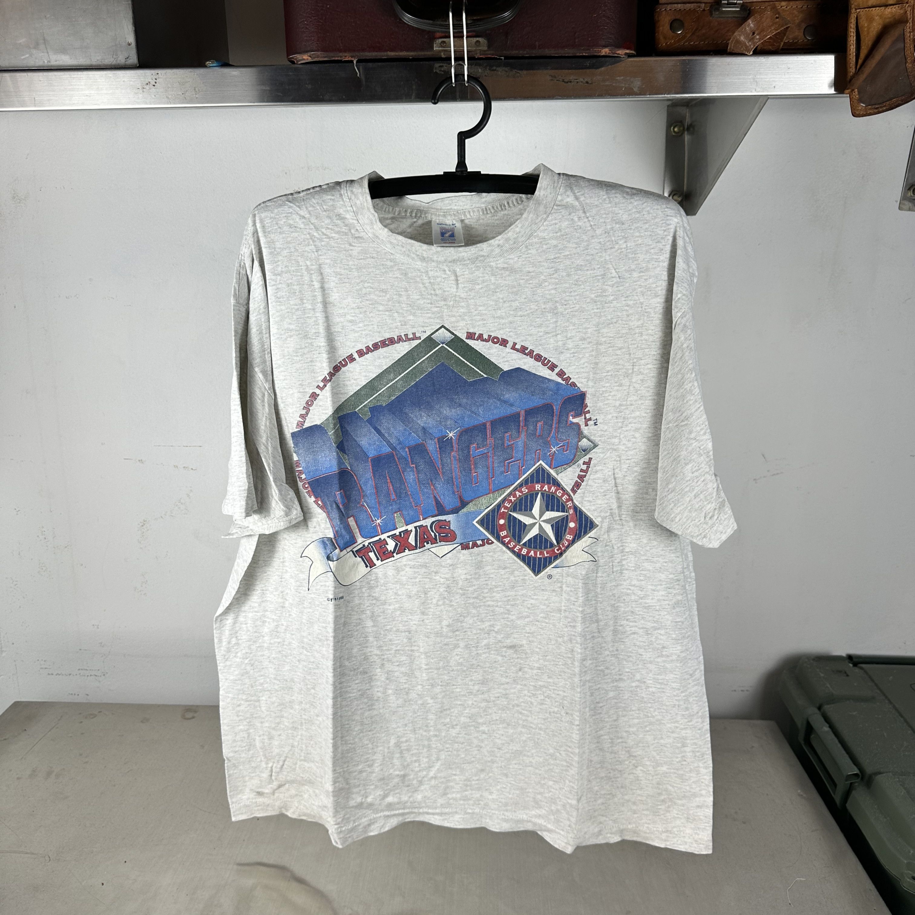 Vintage 1995 Texas Rangers Baseball MLB Single Stitch T-Shirt Size US XL / EU 56 / 4 - 1 Thumbnail