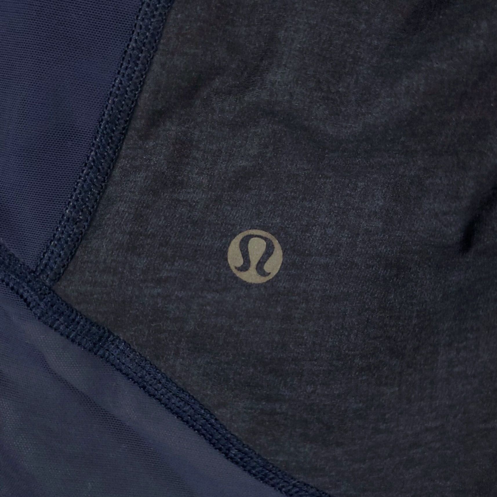 Lululemon Lululemon Leggings Capri Womens Size 6 Blue Pockets Activewear Athleisure Logo Modern Womens Size 28" / US 6 / IT 42 - 5 Thumbnail
