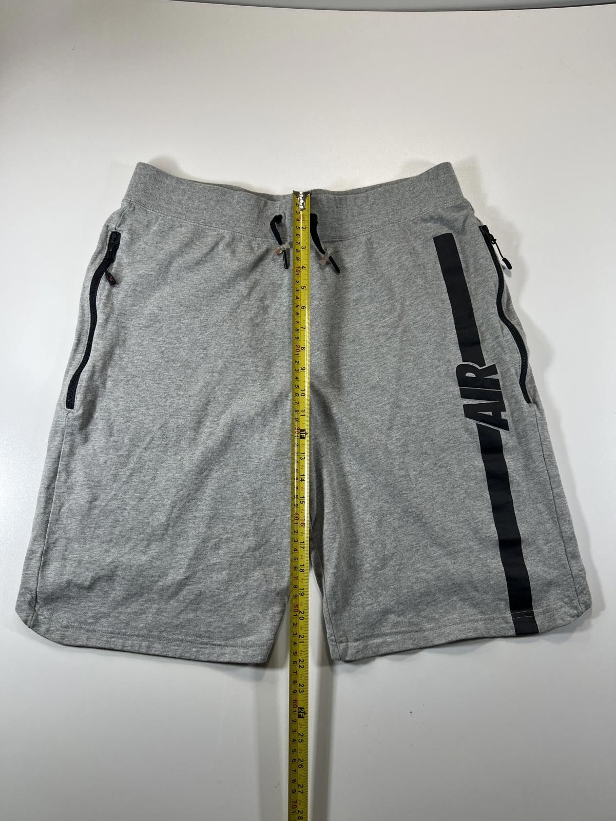 Unknown London Nike Grey Athletic Shorts and 'AIR' Print L Size US 34 / EU 50 - 8 Thumbnail