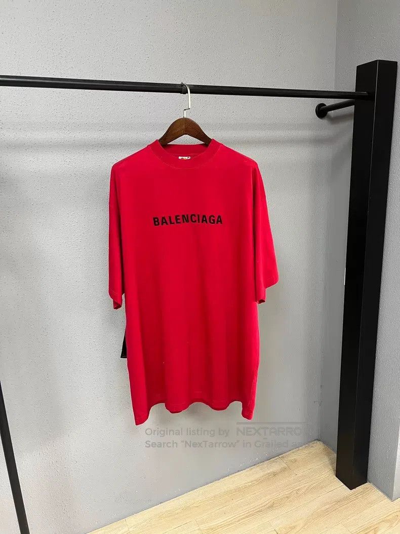 Balenciaga Balenciaga Red Slogan Short Sleeve Size US XL / EU 56 / 4 - 1 Thumbnail