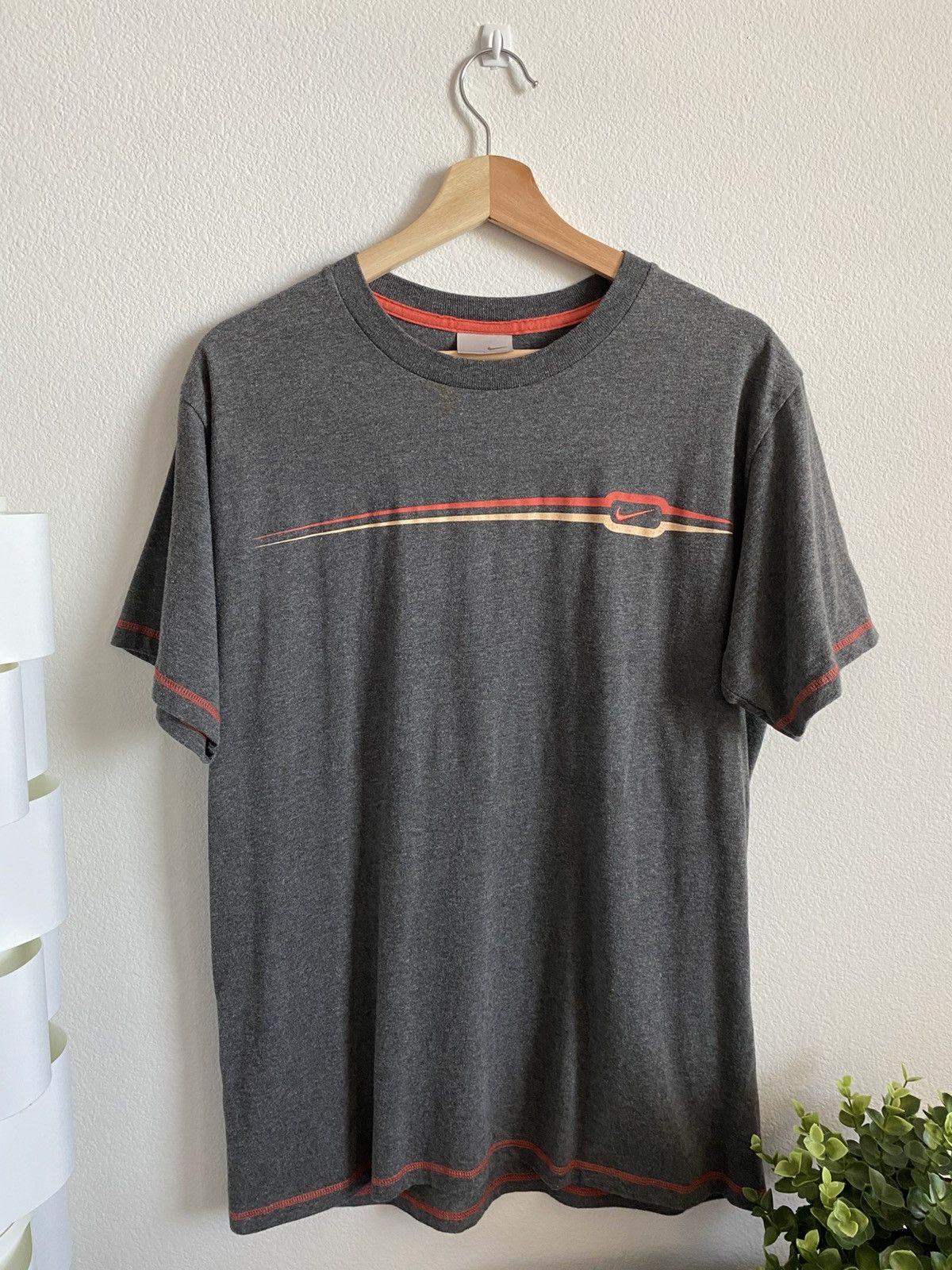 Y2K Nike Mini Swoosh Logo Tee