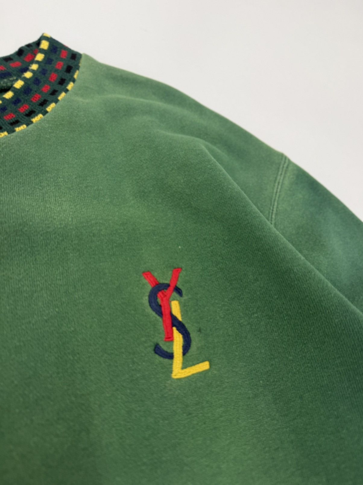 Yves Saint Laurent YvesSaintLaurent Embroided Spellout Logo Sunfaded Sweatshirt Size US M / EU 48-50 / 2 - 5 Thumbnail