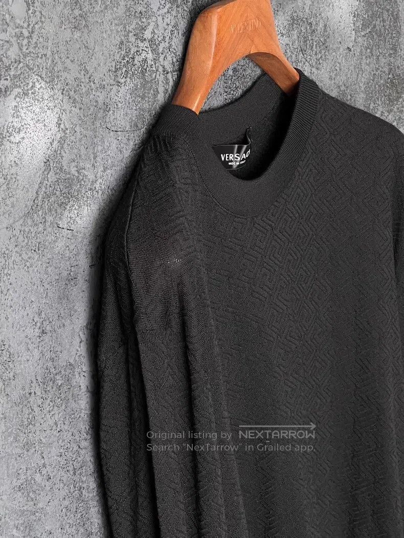 Versace Versace Black crew neck sweater Size US XS / EU 42 / 0 - 6 Thumbnail