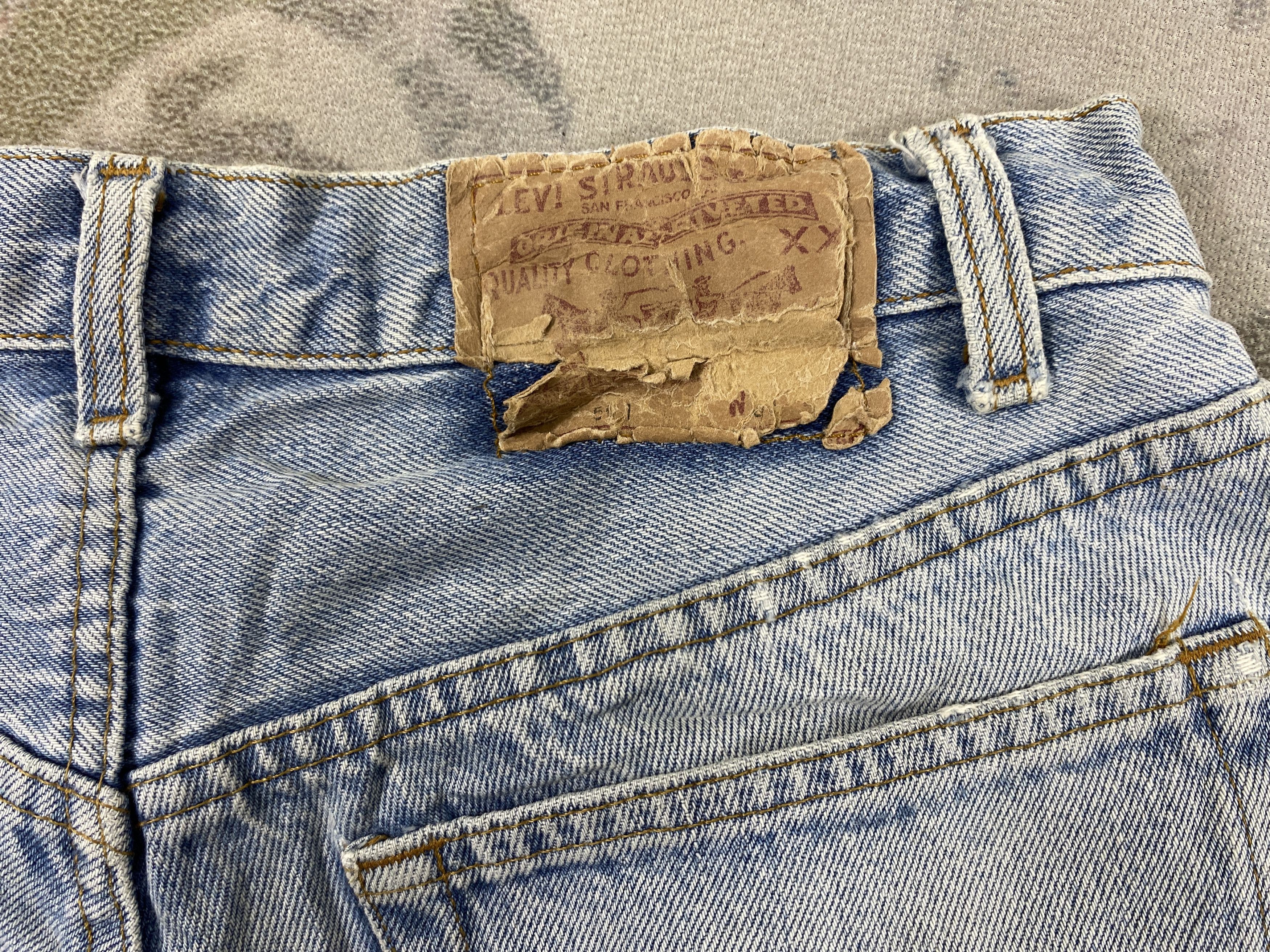 Levi's Vintage Levi's 501 Light Blue Jeans 29x32.5- JN3789 Size US 29 - 11 Thumbnail
