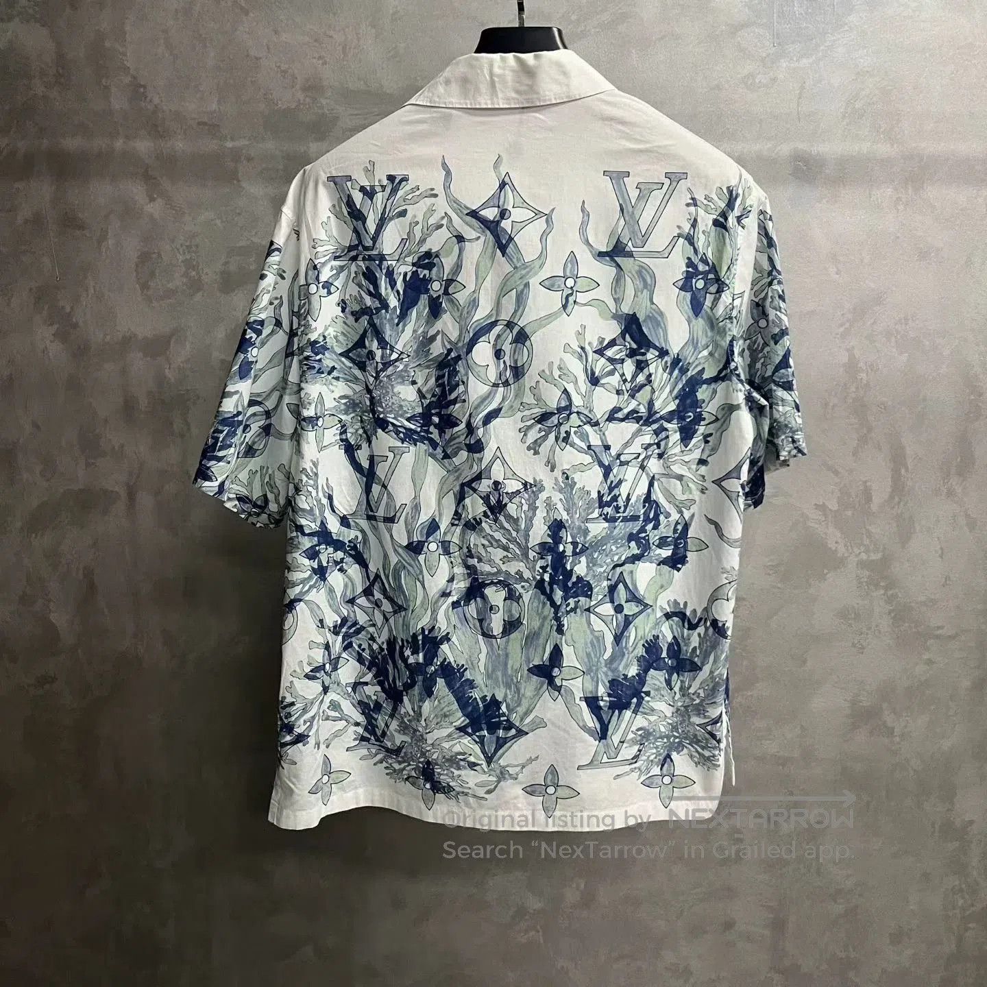 Louis Vuitton Louis Vuitton Multi-Color Short-Sleeve Shirt. Size US S / EU 44-46 / 1 - 5 Thumbnail