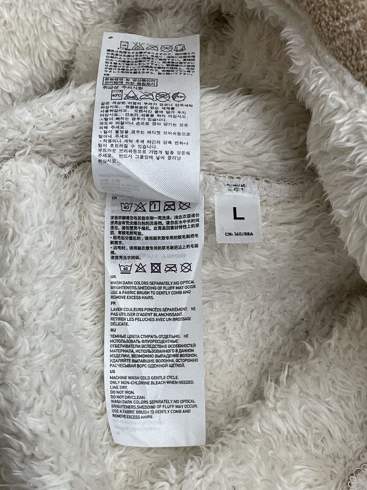 Japanese Brand Japanese Uniqlo Fleece Hoodie AW Wear Size US L / EU 52-54 / 3 - 13 Thumbnail