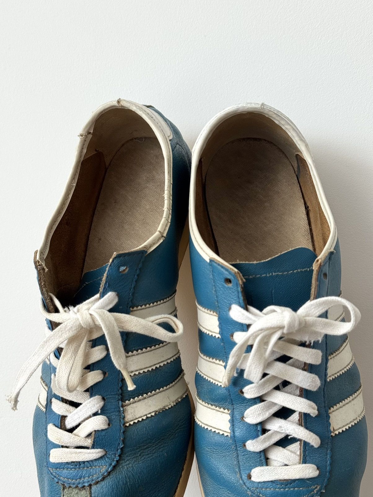 adidas gazelle silver green womens Adidas Vintage Rekord Sneakers – Marrkt main image 1