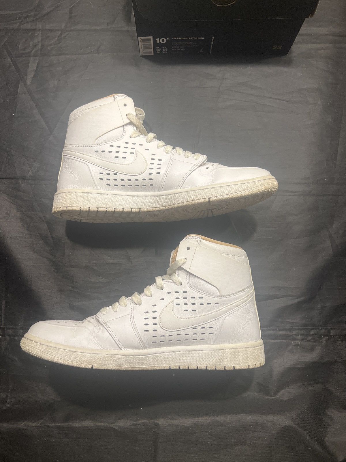 Jordan Brand × Nike Jordan 1 Retro White Vachetta Tan Size US 10.5 / EU 43-44 - 4 Thumbnail