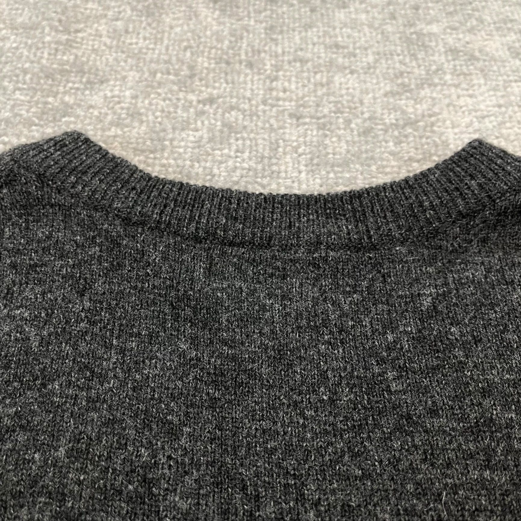 Vintage VINTAGE L.L. BEAN Wool Sweater Vest Men 2XL Dark Gray Lambs Wool V-Neck Pullover All Seasons Outdoor Size US XXL / EU 58 / 5 - 7 Thumbnail