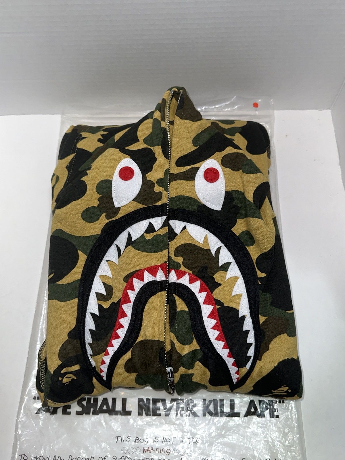 Bape BAPE Camo PONR (Point Of No Return) Shark Full Zip DS Size L Size US L / EU 52-54 / 3 - 3 Thumbnail