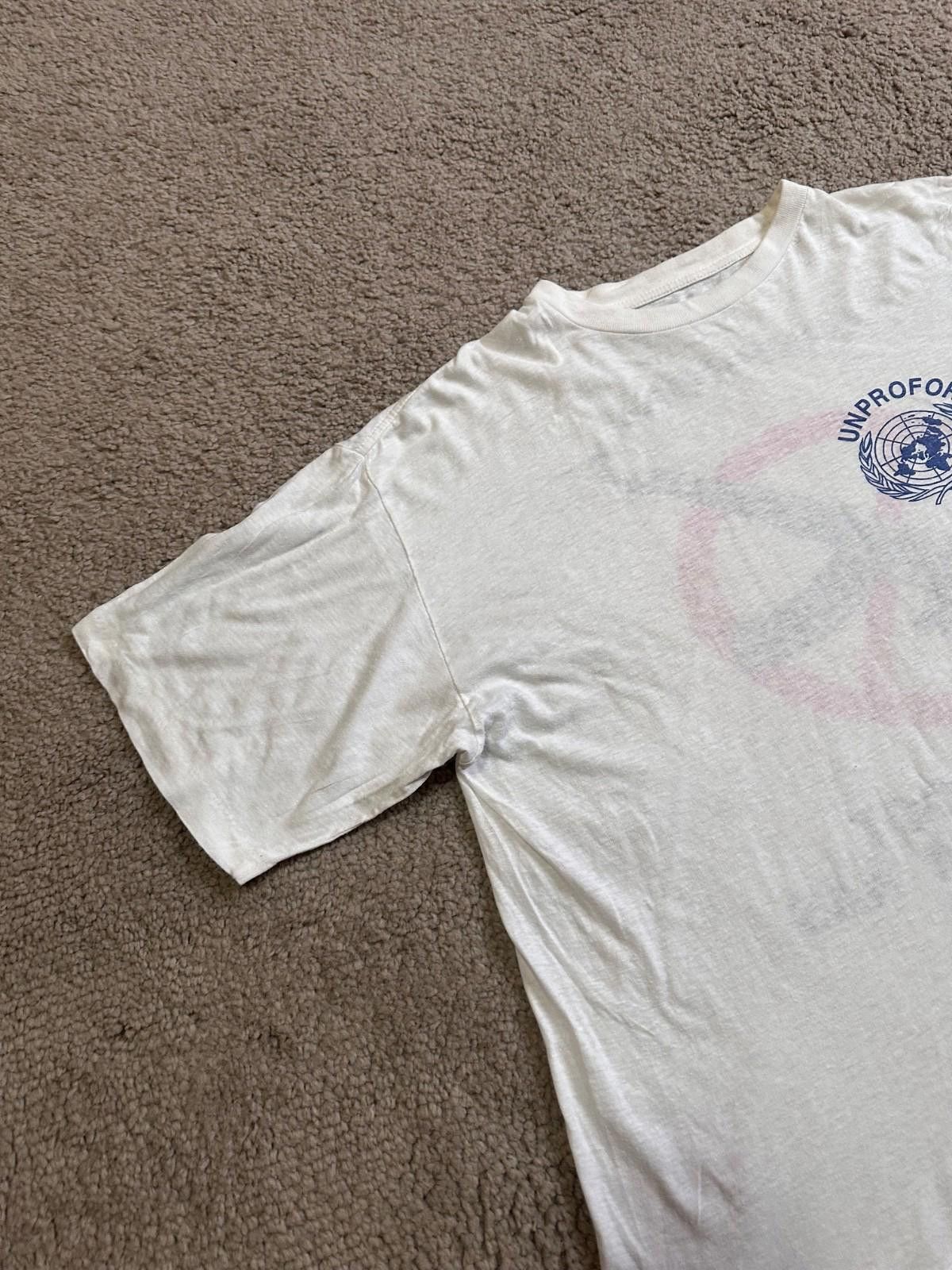 Fruit Of The Loom 1990s UNPROFOR Bosnia Conflict T-shirt UB Protection Force Size US L / EU 52-54 / 3 - 7 Thumbnail