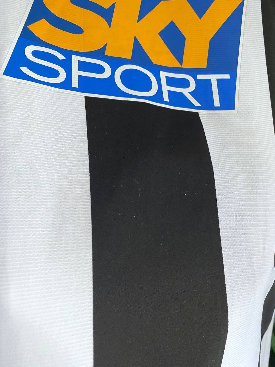 Nike FC Juventus 2004/2005 Home Soccer Jersey Football Shirt, M Size US M / EU 48-50 / 2 - 11 Thumbnail