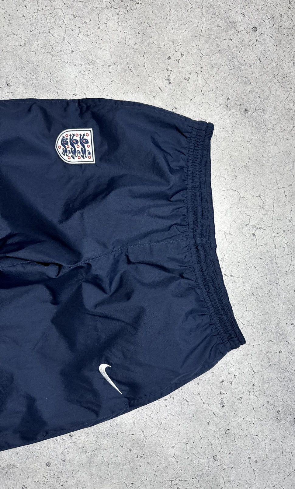 Nike Nike England Team Soccer Nylon Track Suit Jacket Pants Y2K Size US XL / EU 56 / 4 - 13 Thumbnail
