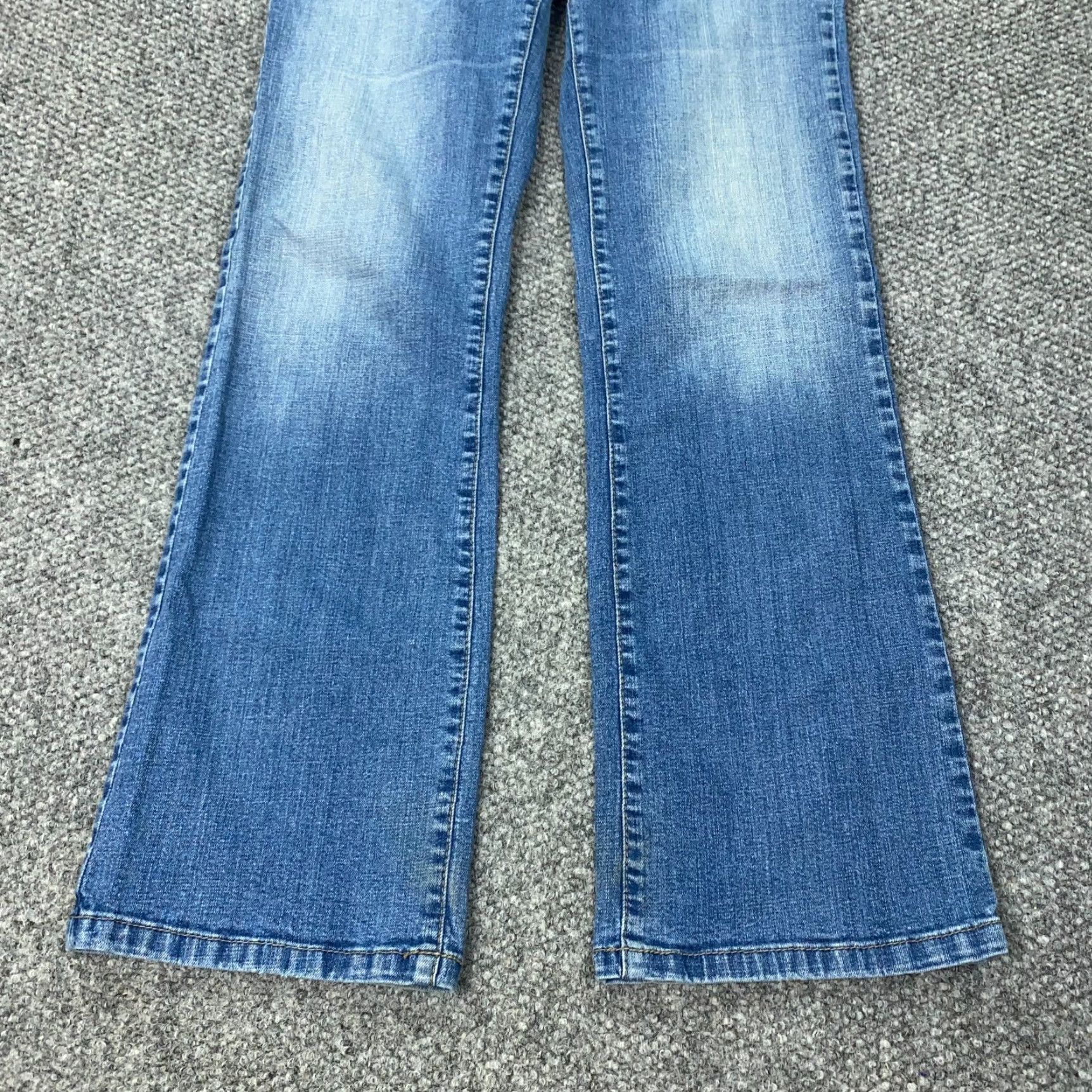 Vintage BCBG Paris Jeans Womens Size 10 Blue Mid-Rise Bootcut Stretch Denim 5-Pocket Size 32" / US 10 / IT 46 - 5 Thumbnail