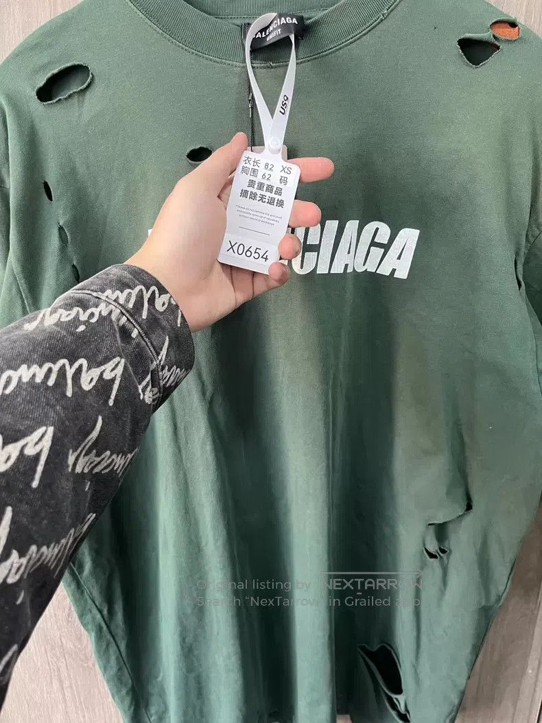 Balenciaga Balenciaga Forest Green Destroyed Short Sleeve Size US XS / EU 42 / 0 - 8 Thumbnail