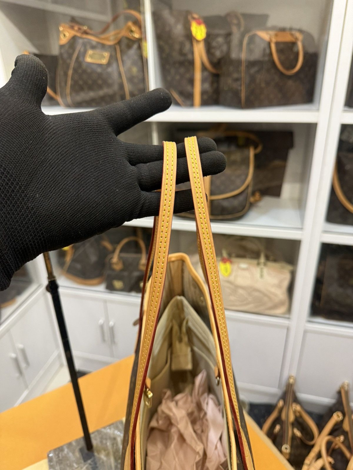 Louis Vuitton Neverfull Mm - 2131 Size ONE SIZE - 6 Thumbnail