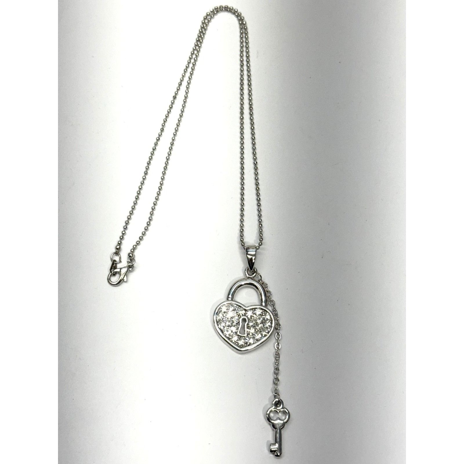 Vintage Silver rhinestone heart and key charm necklace Size ONE SIZE - 1 Thumbnail