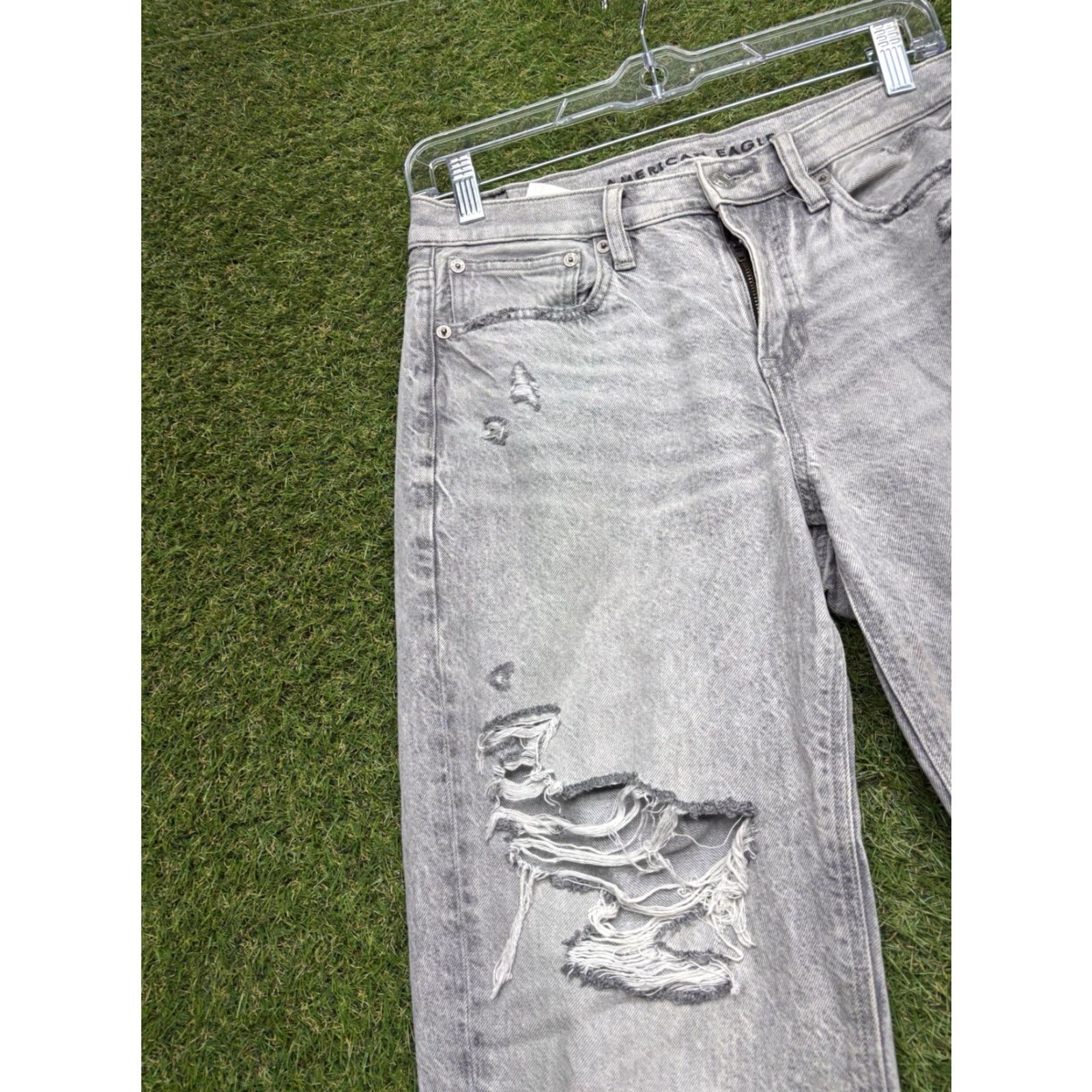 American Eagle Outfitters VINTAGE American Eagle Jeans Womens 2 90s Straight Regular Light Wash Denim Distressed Shirt Size 26" / US 2 / IT 38 - 2 Thumbnail
