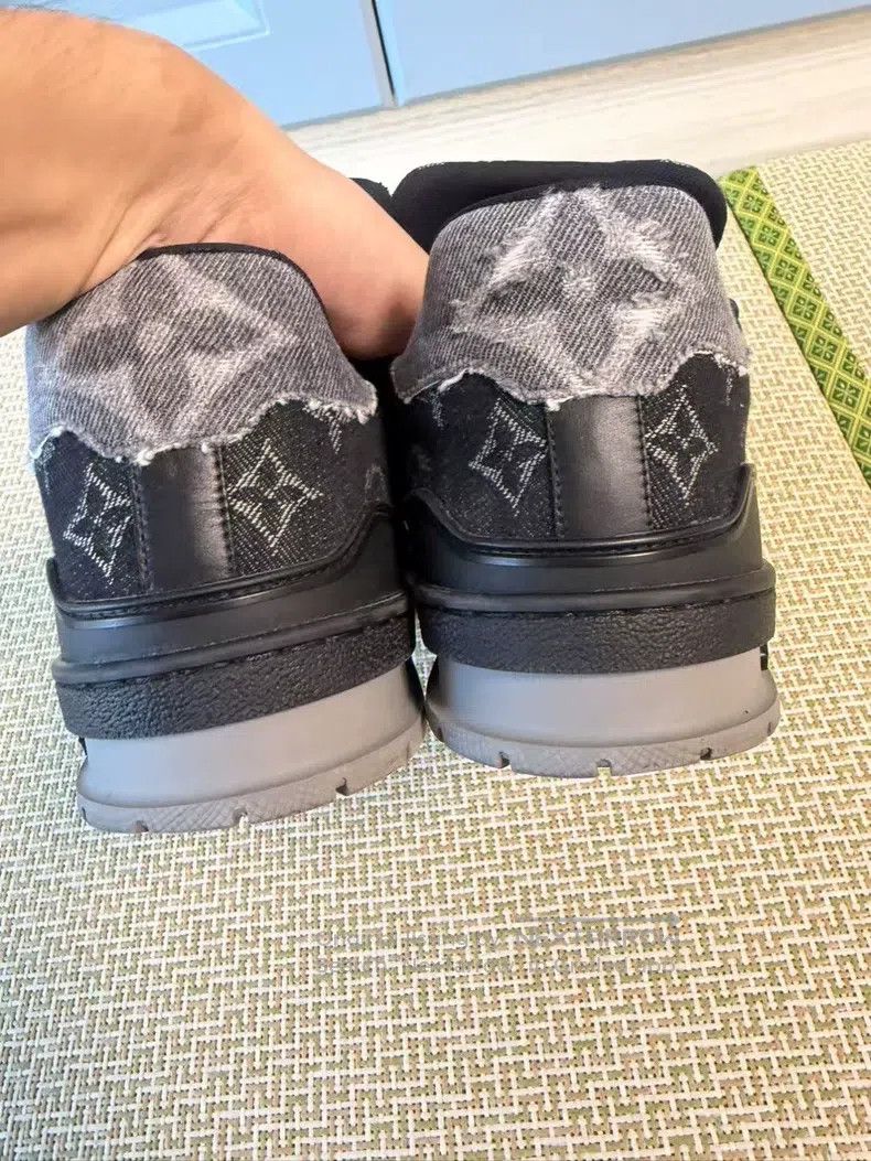 Louis Vuitton Louis Vuitton Black Sabotage Denim Full Print Skateboard S Size US 7 / EU 40 - 4 Thumbnail