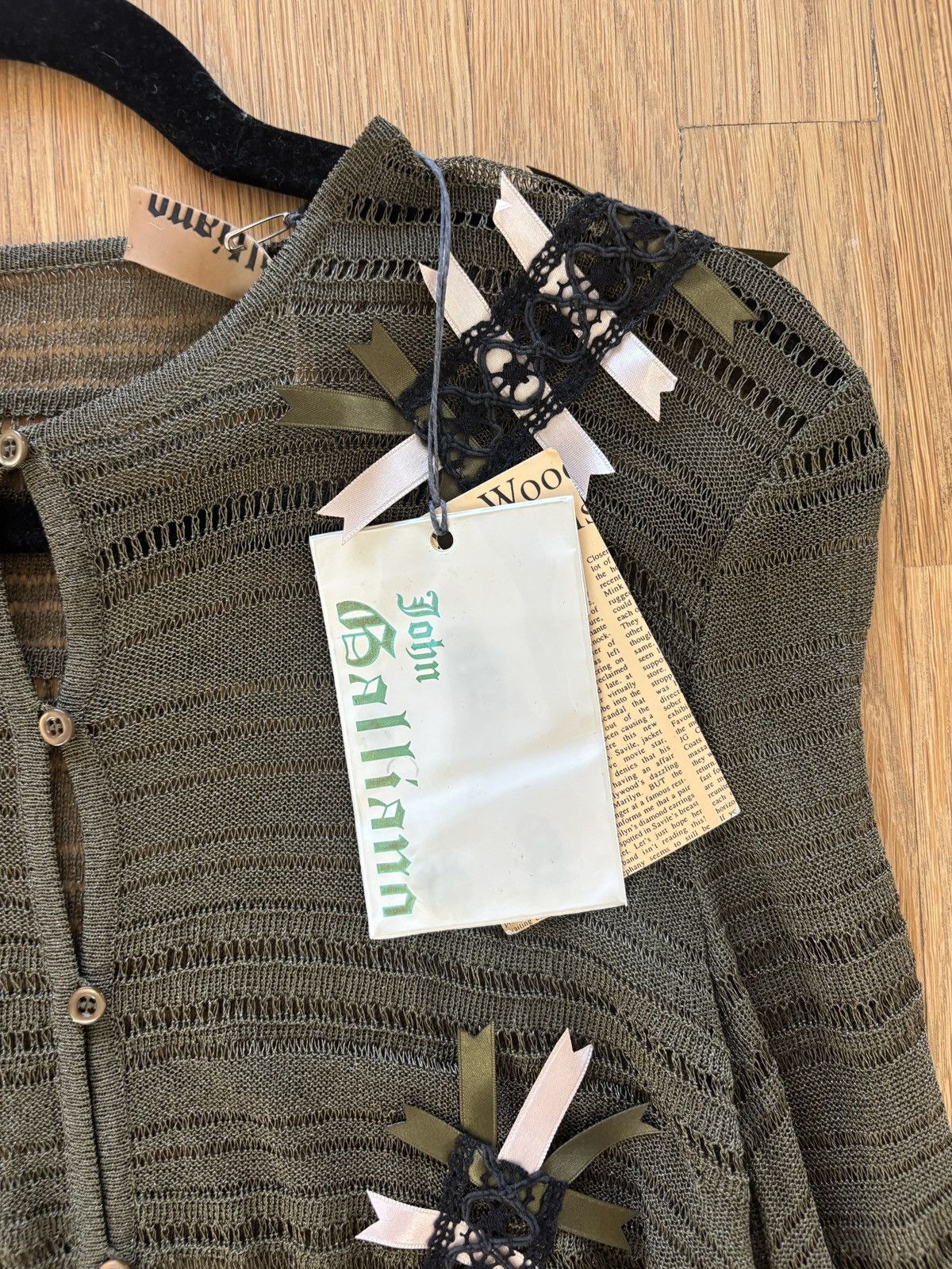 John Galliano Never worn vintage sweater with tags Size M / US 6-8 / IT 42-44 - 2 Thumbnail