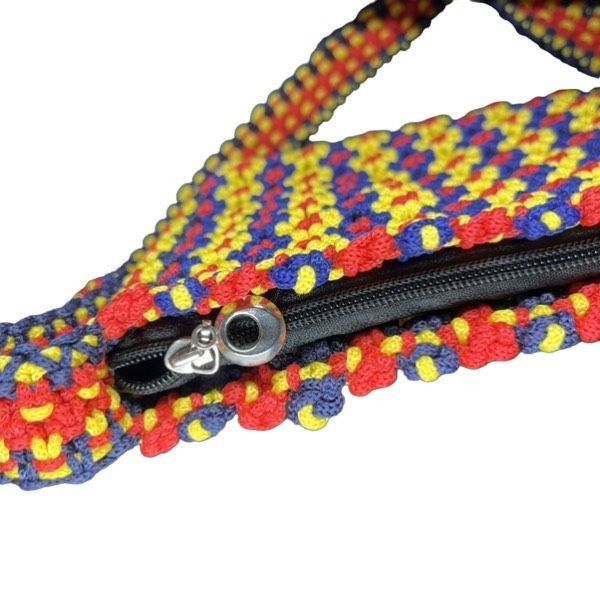 Vintage Vintage crochet daisy hippie crossbody purse Size ONE SIZE - 5 Thumbnail
