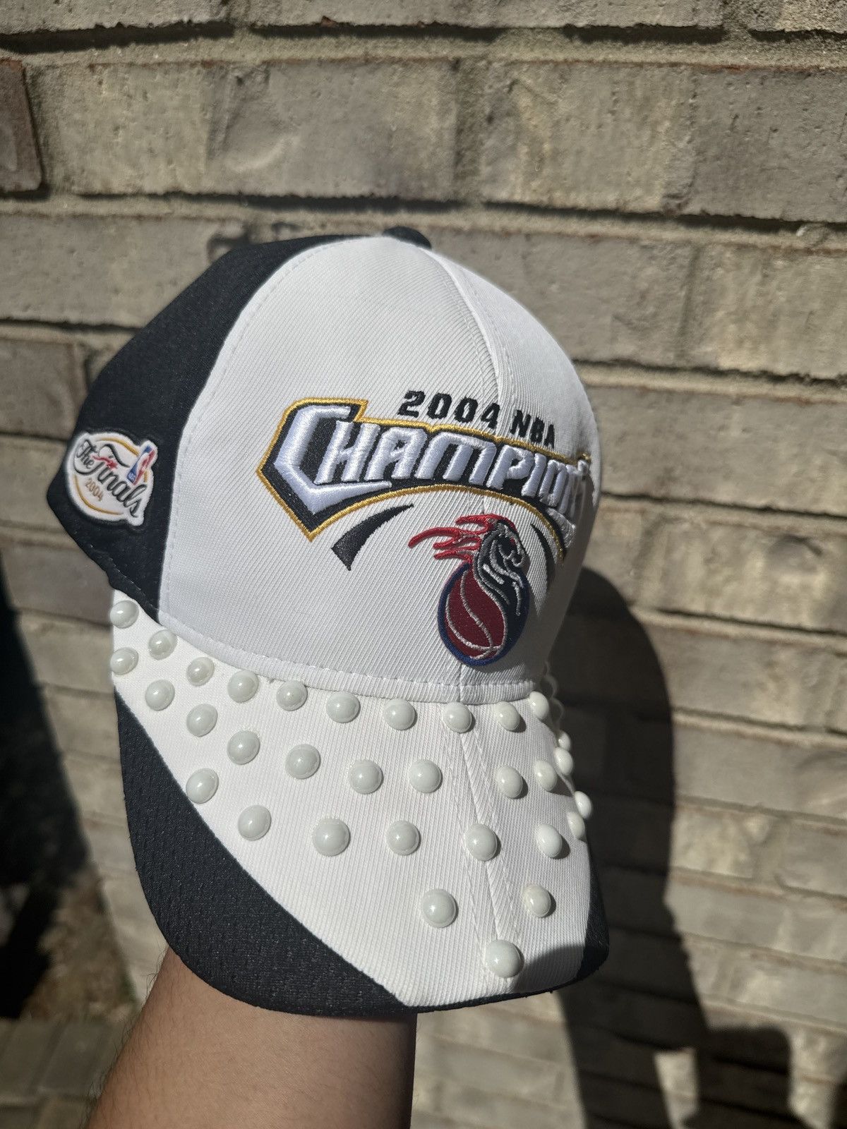 NBA NBA 2004 championship hat Size ONE SIZE - 1 Thumbnail