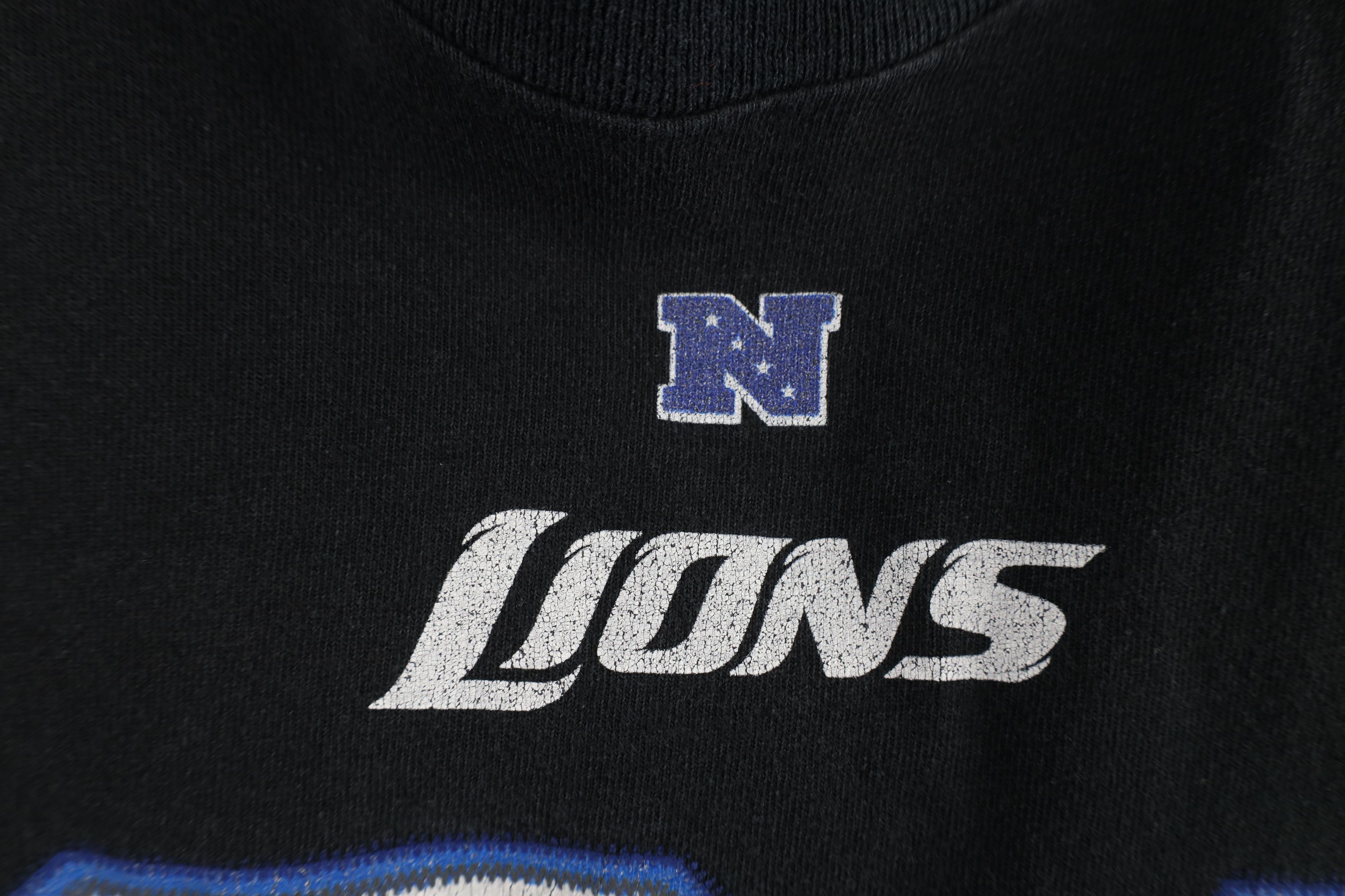 Vintage Vintage NFL Johnson Jr Detroit Lions Football Jersey T-Shirt Size US XL / EU 56 / 4 - 6 Thumbnail