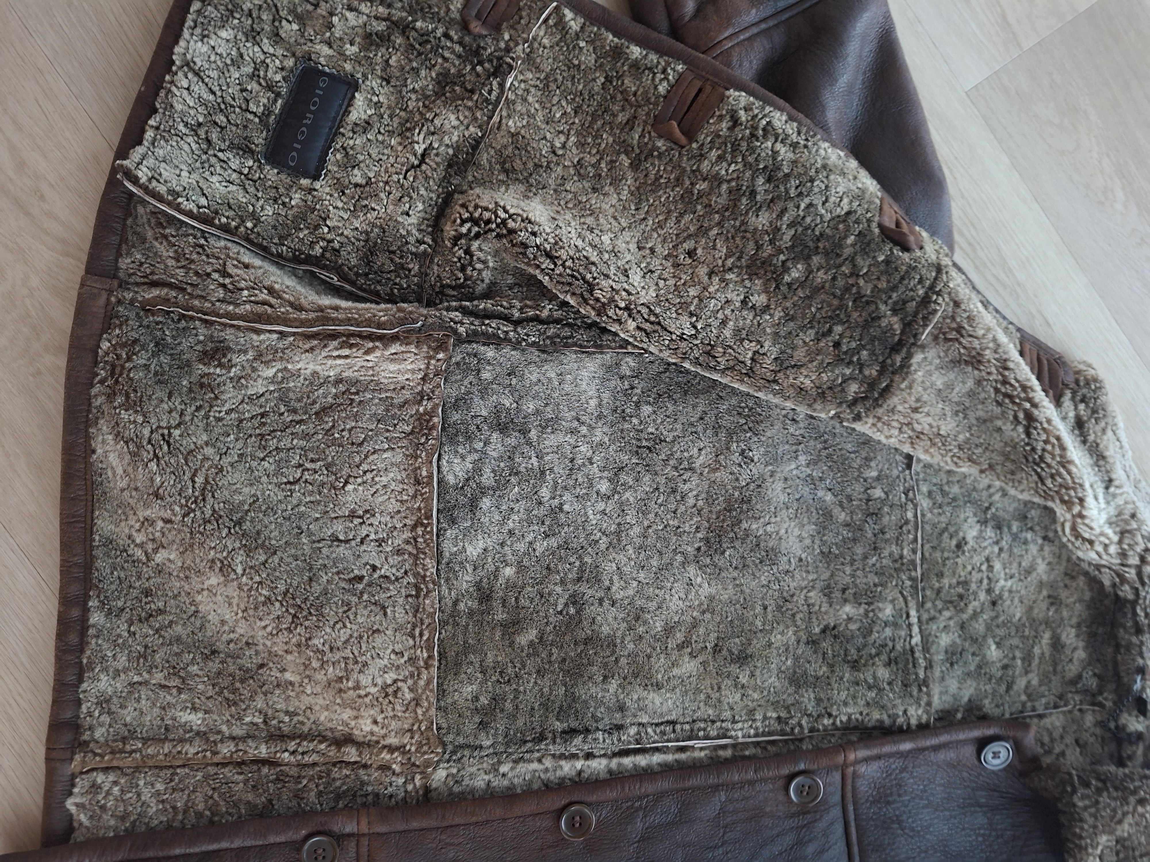 Other Vintage women shearling coat made from genuine lambskin. Size M / US 6-8 / IT 42-44 - 5 Thumbnail