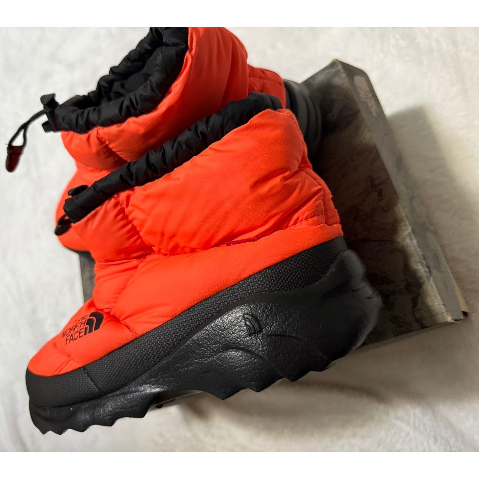The North Face Supreme x The North Face Nuptse Boot Power Orange Men Size 8 Size US 8 / EU 41 - 4 Thumbnail