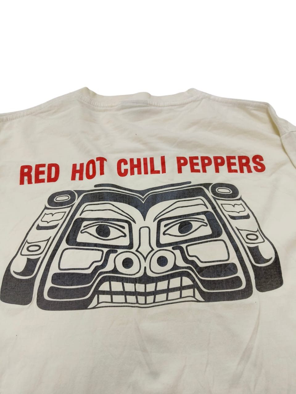 Vintage Vintage Red Hot Chili Pepper White Short Sleeve Shirt Size US L / EU 52-54 / 3 - 4 Thumbnail
